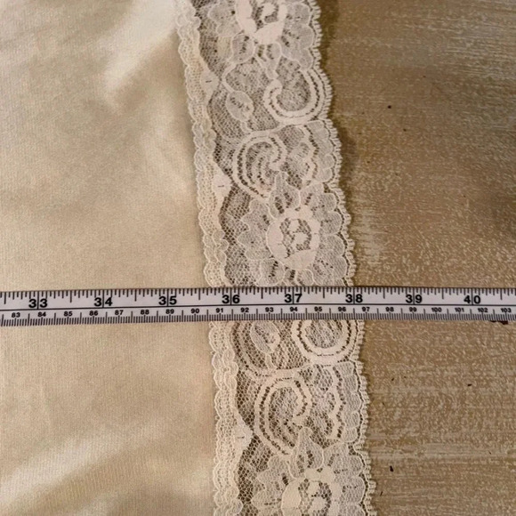 VINTAGE lingerie by Vincent. Ivory color with lace trim. - Picture 9 of 10